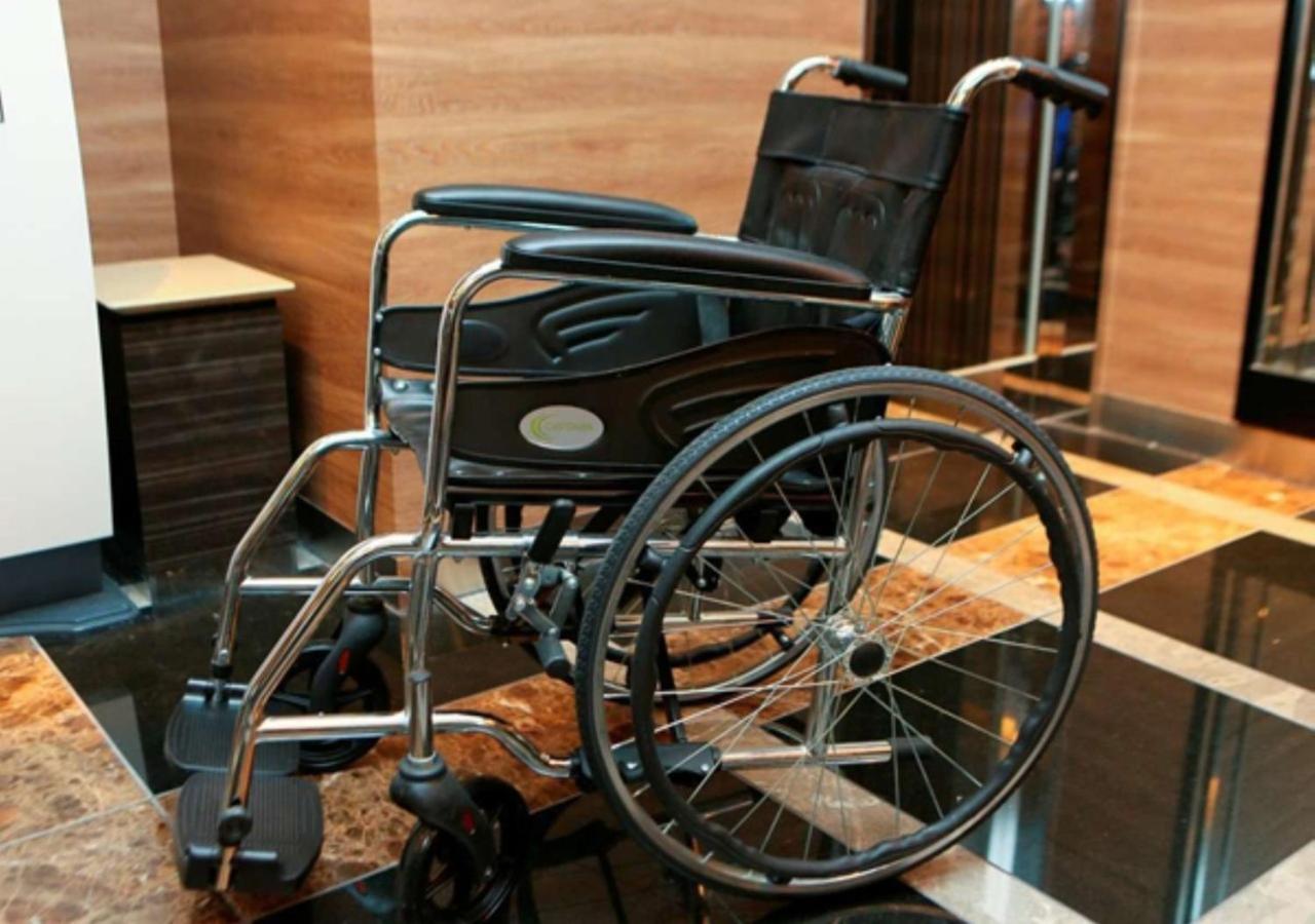 Apa Hotel Nambakita Shinsaibashi Ekimae Osaka Exteriör bild