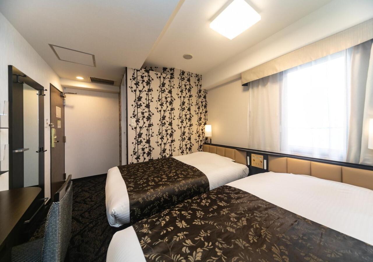 Apa Hotel Nambakita Shinsaibashi Ekimae Osaka Exteriör bild
